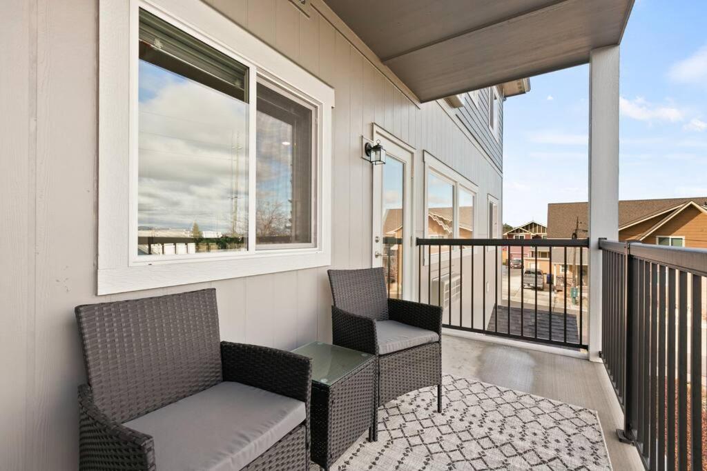 Brand New 2 Bd 2 Bth Near Dt And Perry District Apartment Spokane Exterior foto