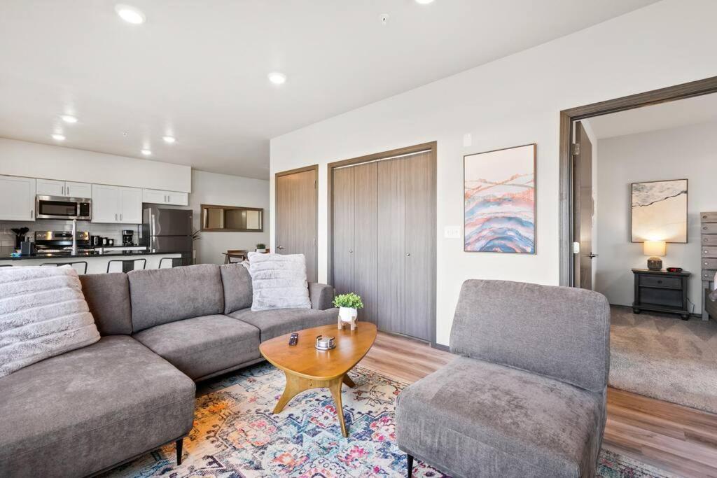 Brand New 2 Bd 2 Bth Near Dt And Perry District Apartment Spokane Exterior foto