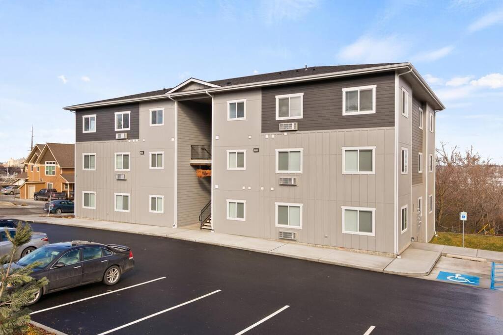 Brand New 2 Bd 2 Bth Near Dt And Perry District Apartment Spokane Exterior foto